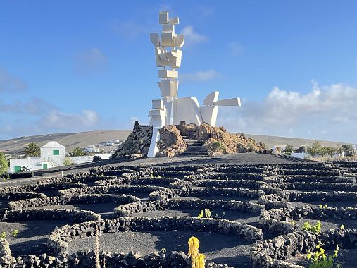 Il monumento del Campesino di Cesar Manrique - foto Blue Lama